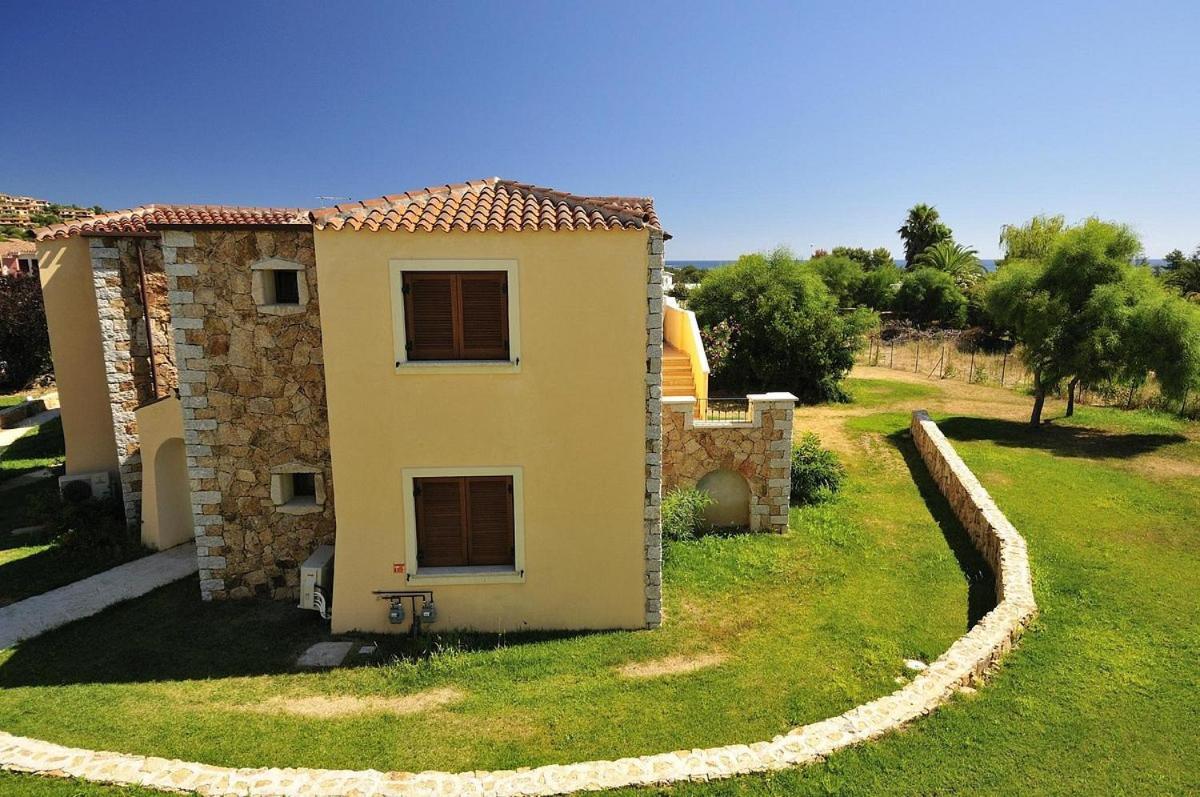 Le Residenze Sul Mare B6 Apartment Porto Ottiolu Exterior photo
